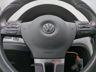 2012 Volkswagen Passat 4dr Sdn 2.0L Manual TDI SE