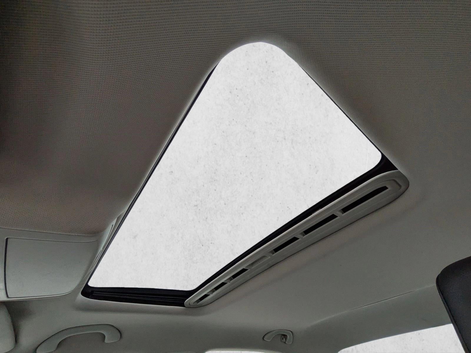 2012 Volkswagen Passat 4dr Sdn 2.0L Manual TDI SE