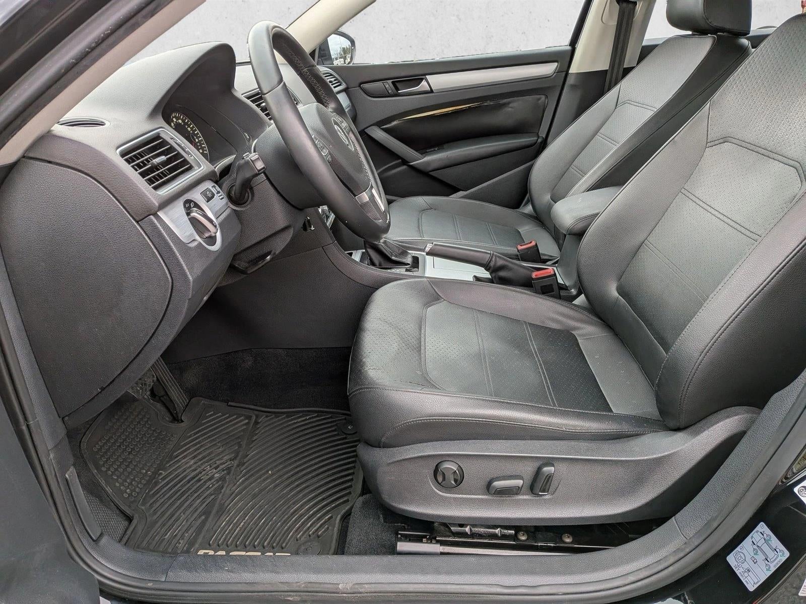 2012 Volkswagen Passat 4dr Sdn 2.0L Manual TDI SE