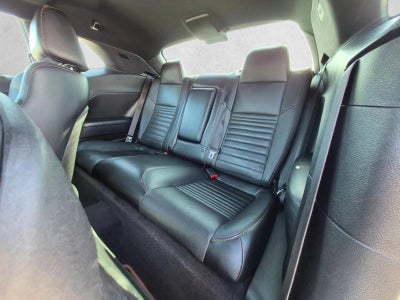 2015 Dodge Challenger 2dr Cpe R/T Plus Shaker