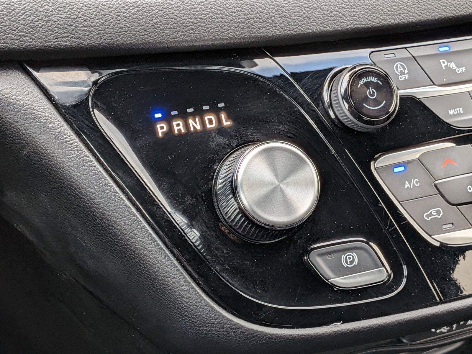 2025 Chrysler Pacifica Select FWD