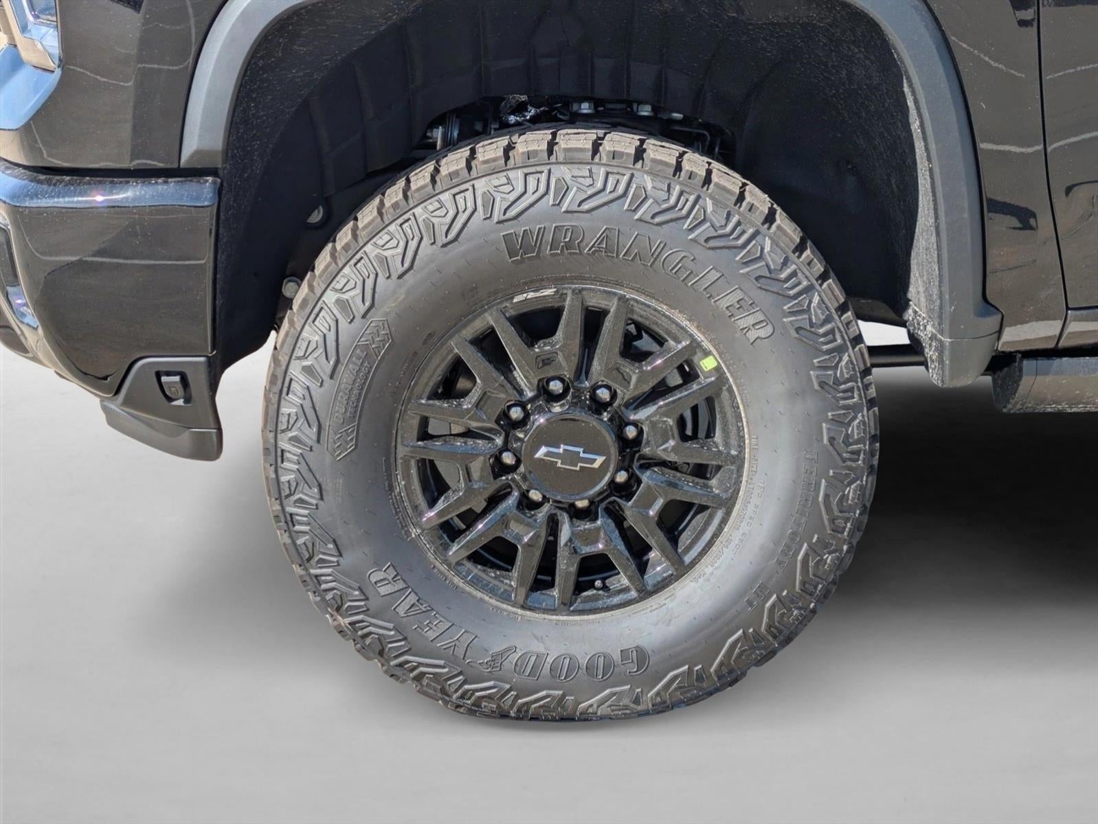 2026 Chevrolet Silverado 2500 HD Crew Cab Standard Box 4-Wheel Drive ZR2