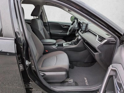 2022 Toyota RAV4 XLE FWD (GS)