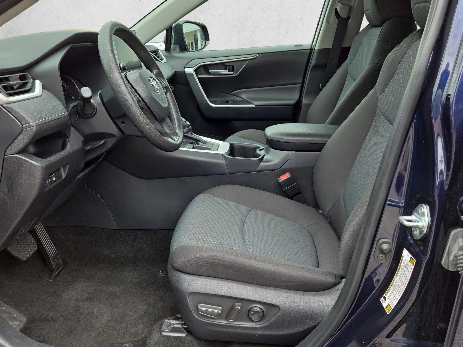 2025 Toyota RAV4 XLE FWD (GS)