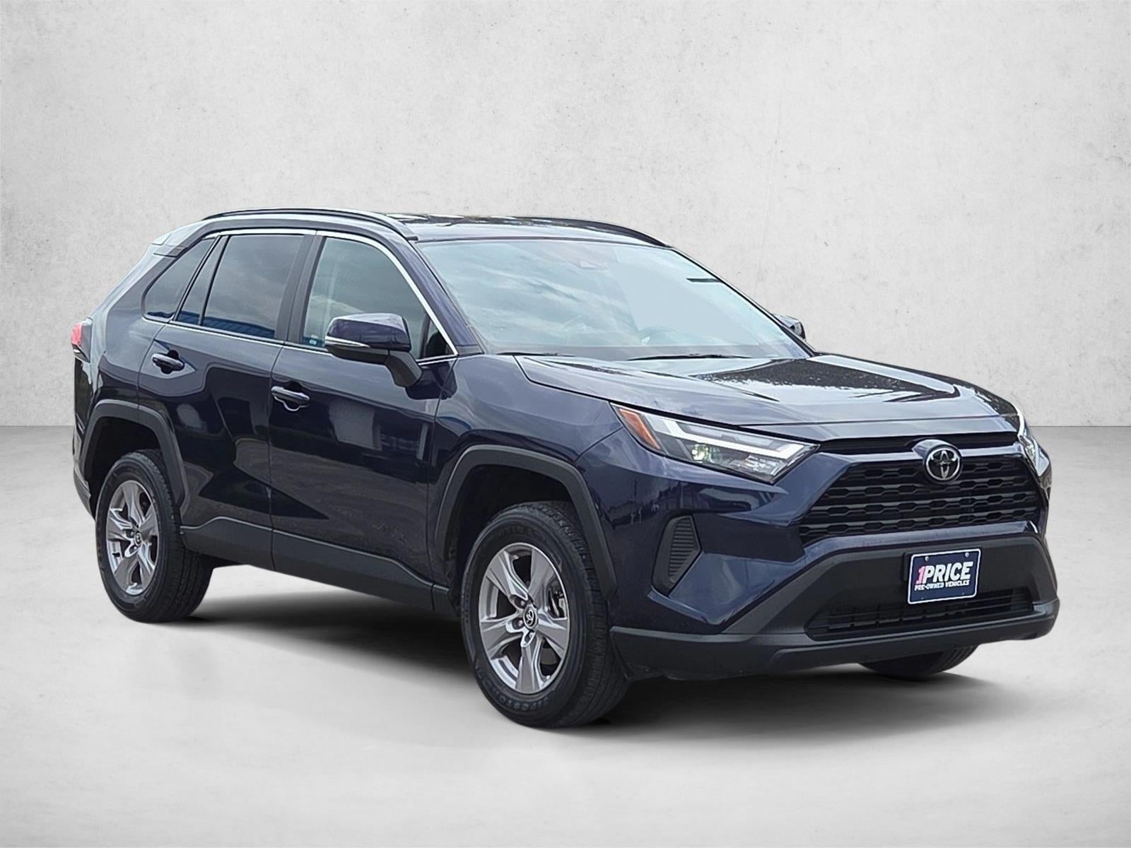 2025 Toyota RAV4 XLE FWD (GS)