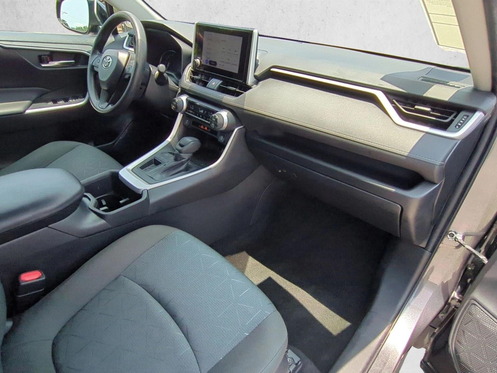 2024 Toyota RAV4 XLE FWD (GS)