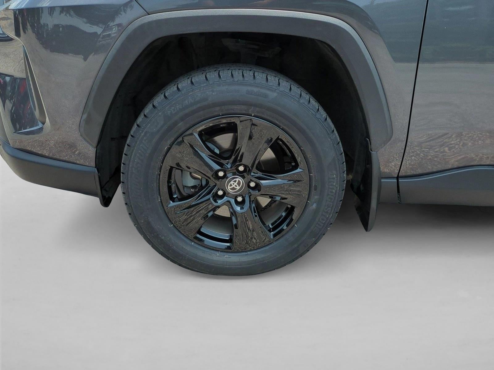 2024 Toyota RAV4 XLE FWD (GS)
