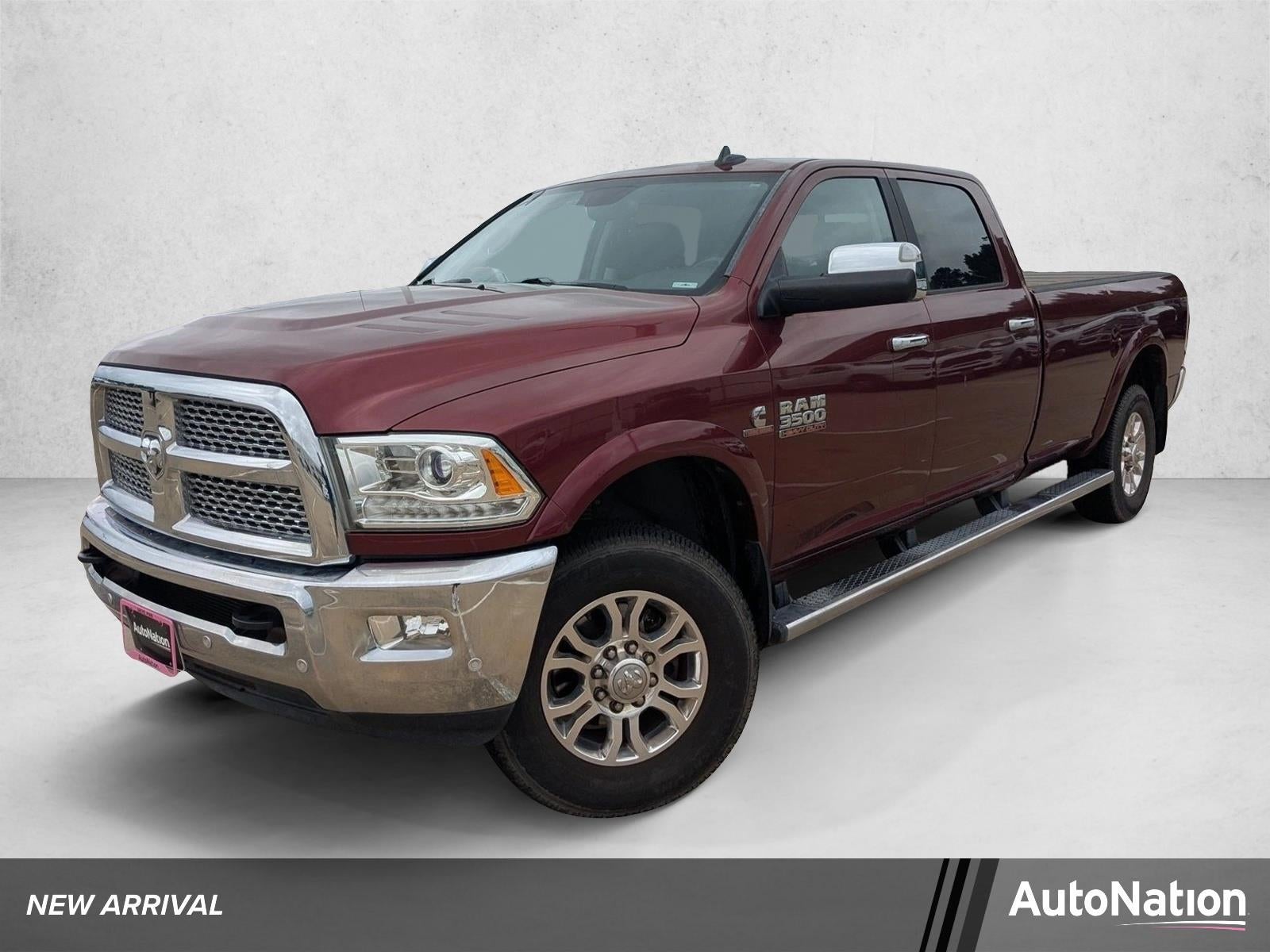 2017 RAM 3500 Laramie 4x4 Crew Cab 8' Box