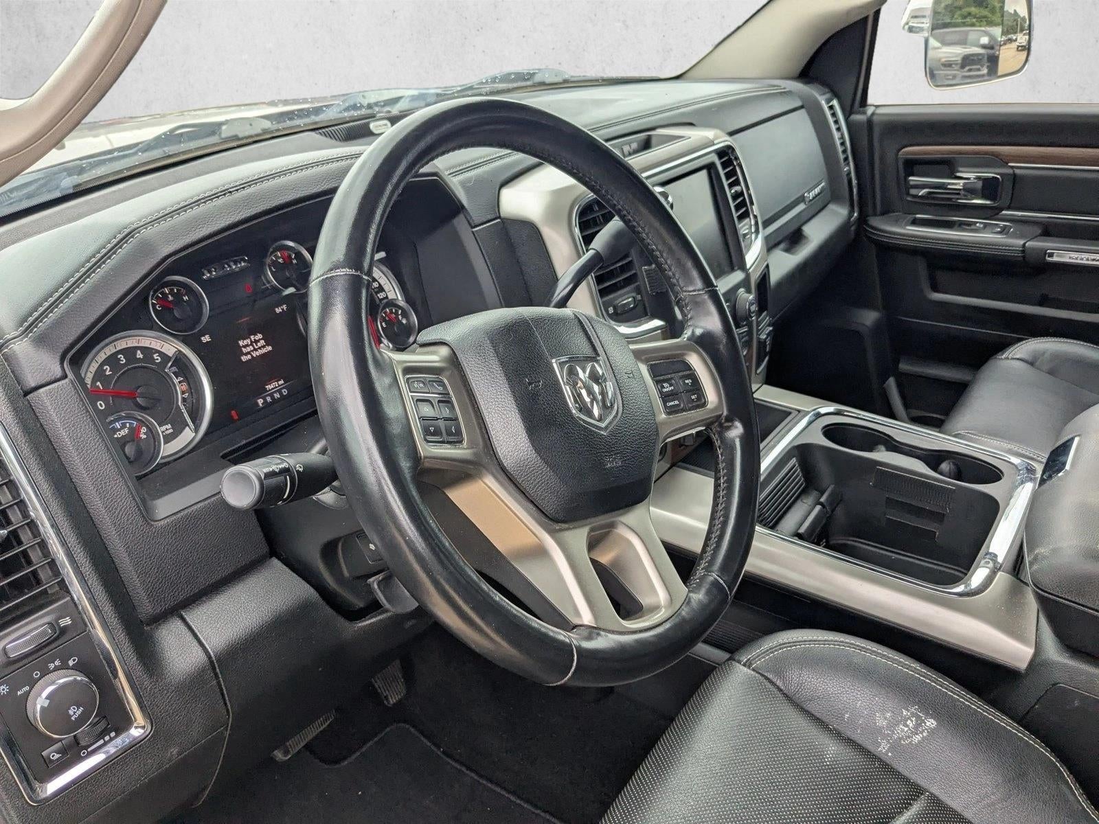 2017 RAM 3500 Laramie 4x4 Crew Cab 8' Box