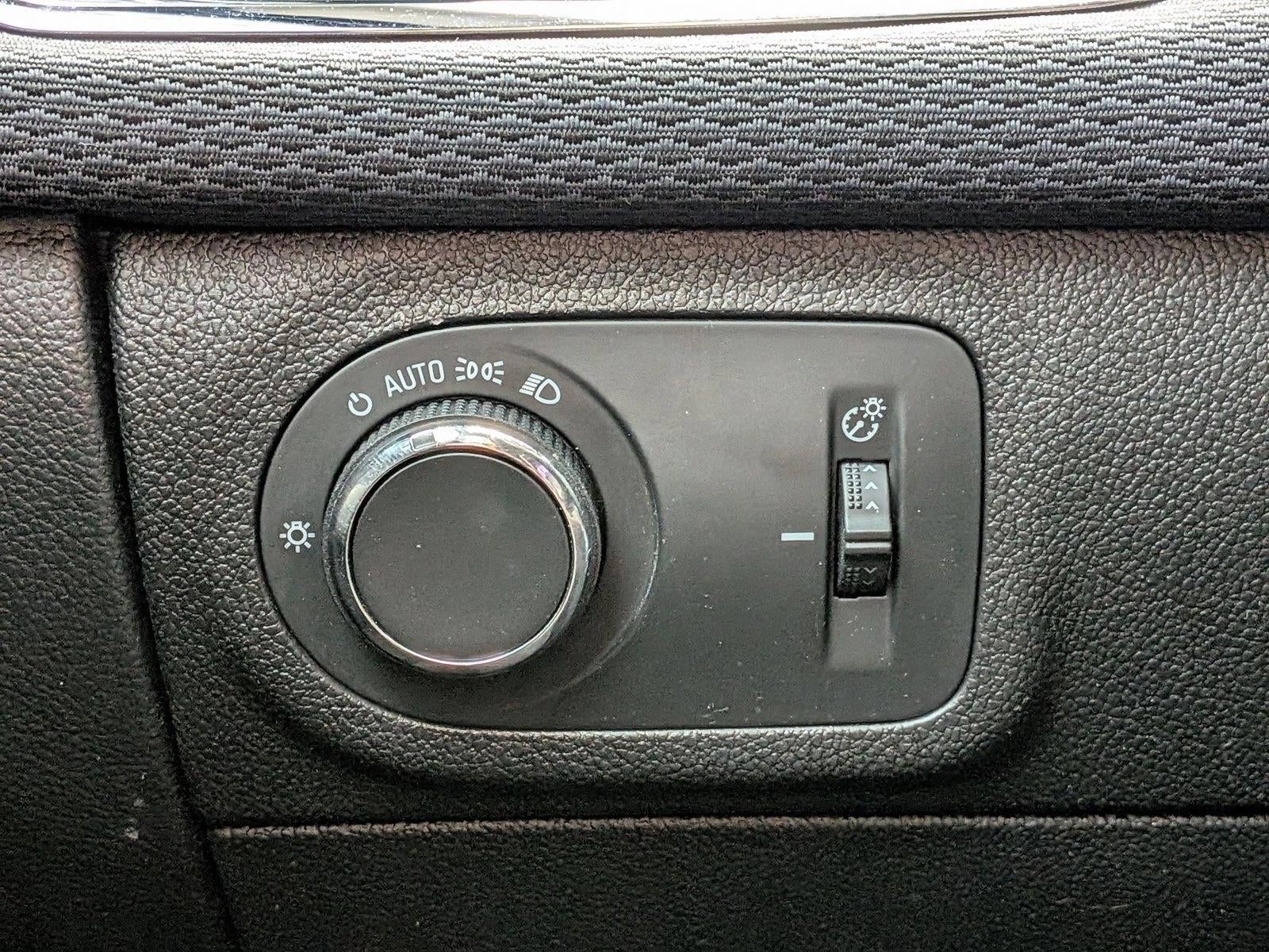 2018 Chevrolet Cruze Hatchback LT (Automatic)