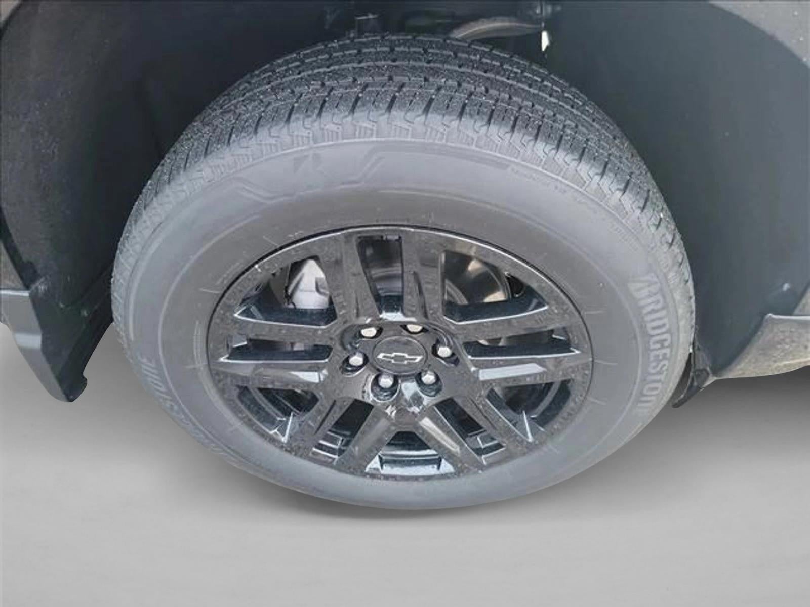 2024 Chevrolet Silverado 1500 Crew Cab Short Box 2-Wheel Drive Custom