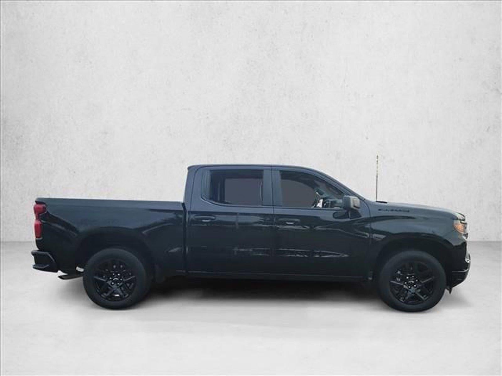 2024 Chevrolet Silverado 1500 Crew Cab Short Box 2-Wheel Drive Custom