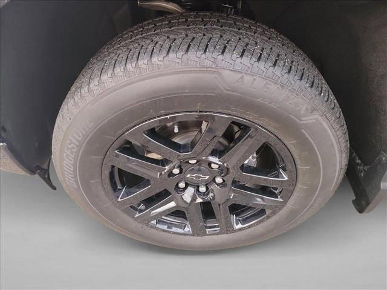 2024 Chevrolet Silverado 1500 Crew Cab Short Box 2-Wheel Drive Custom