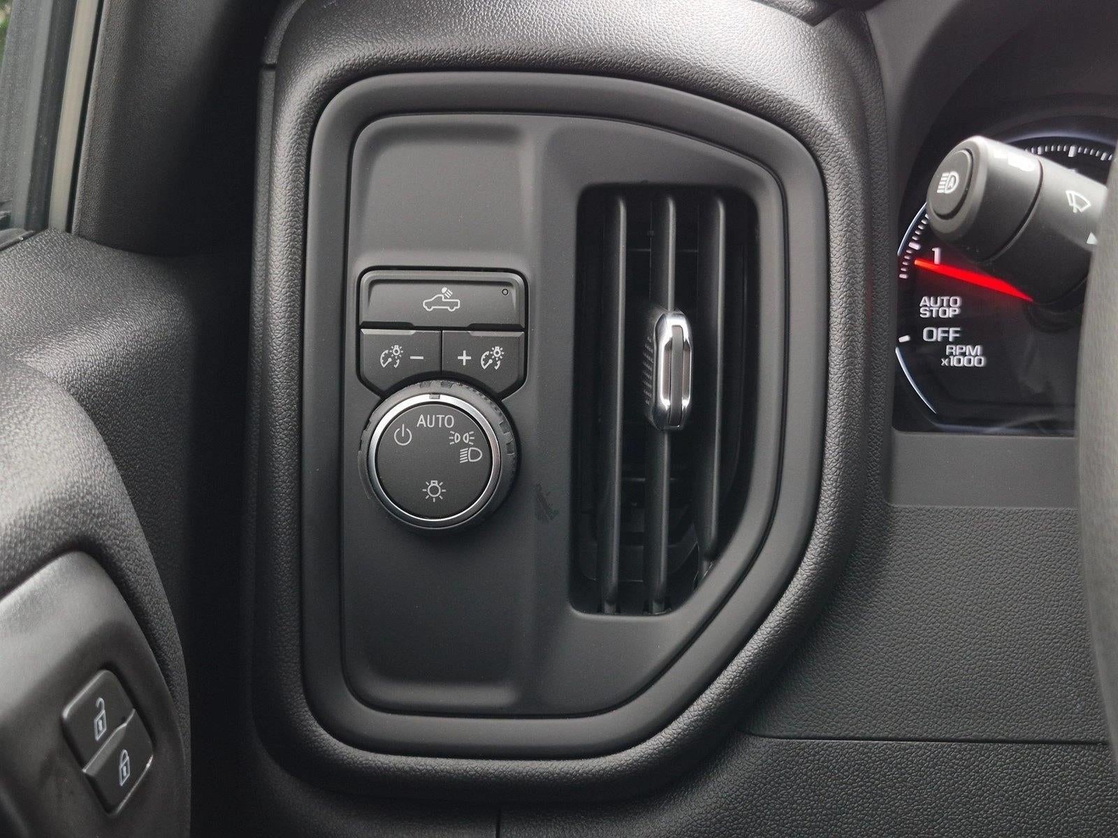 2026 Chevrolet Silverado 1500 Crew Cab Short Box 2-Wheel Drive Custom