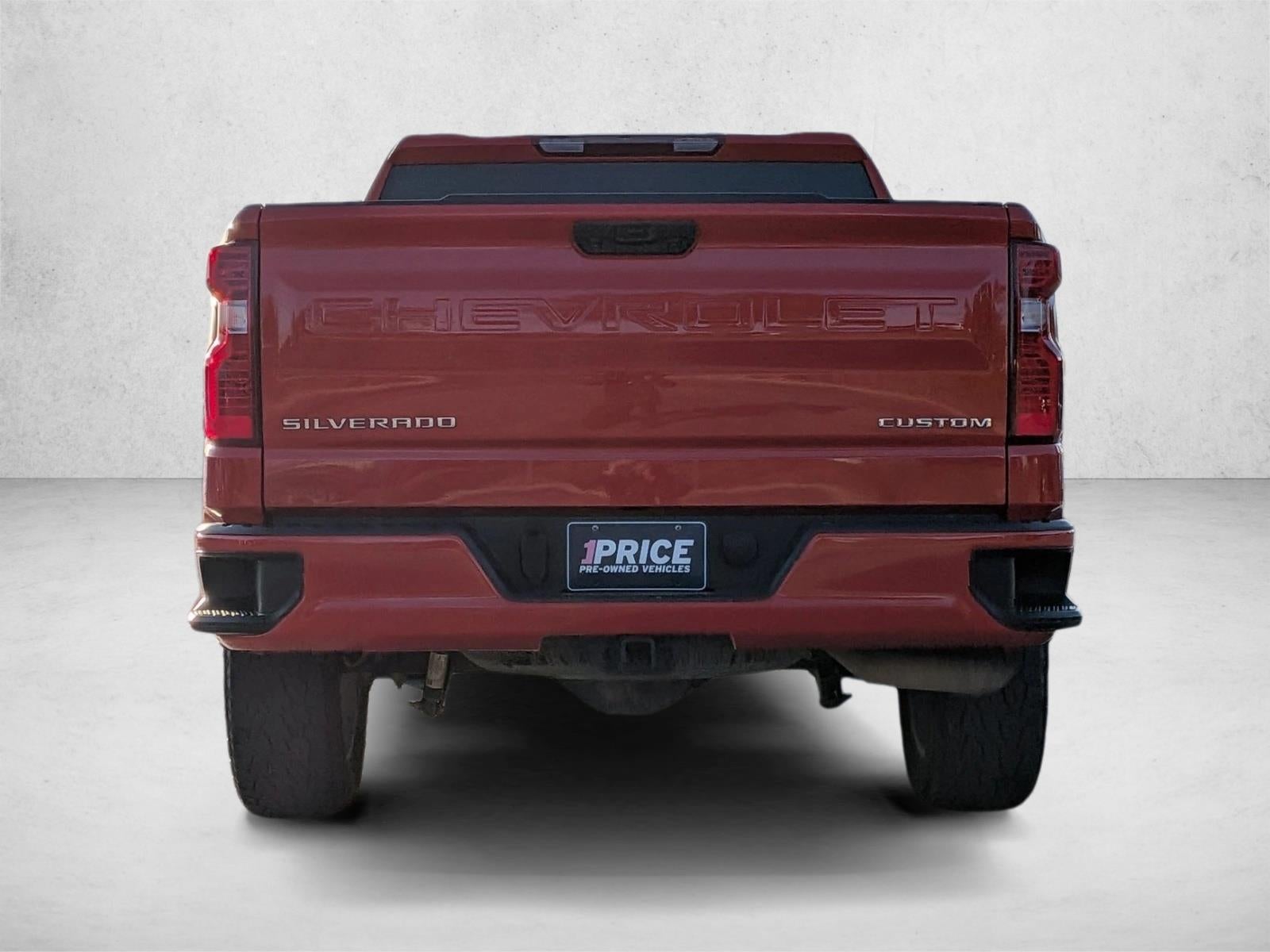 2023 Chevrolet Silverado 1500 Crew Cab Short Box 2-Wheel Drive Custom
