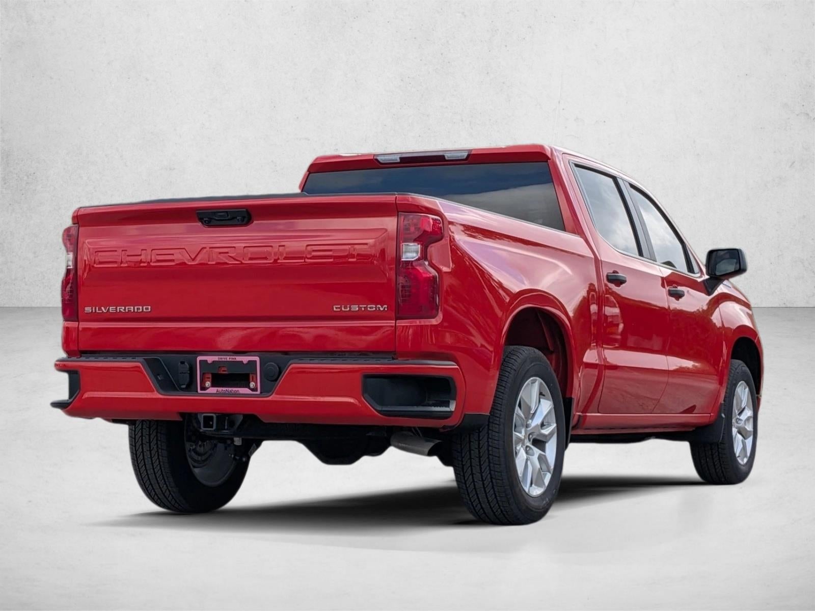 2026 Chevrolet Silverado 1500 Crew Cab Short Box 2-Wheel Drive Custom