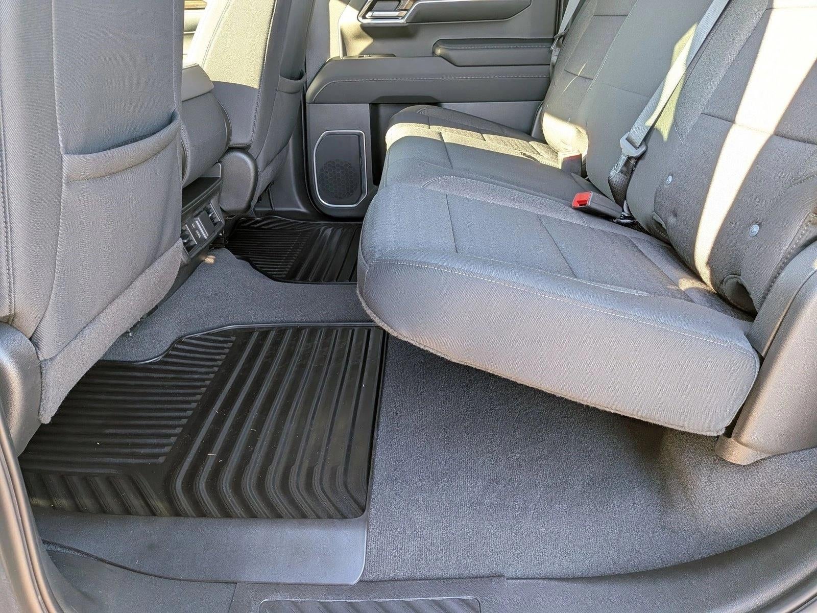 2023 Chevrolet Silverado 1500 Crew Cab Short Box 4-Wheel Drive LT 1LT