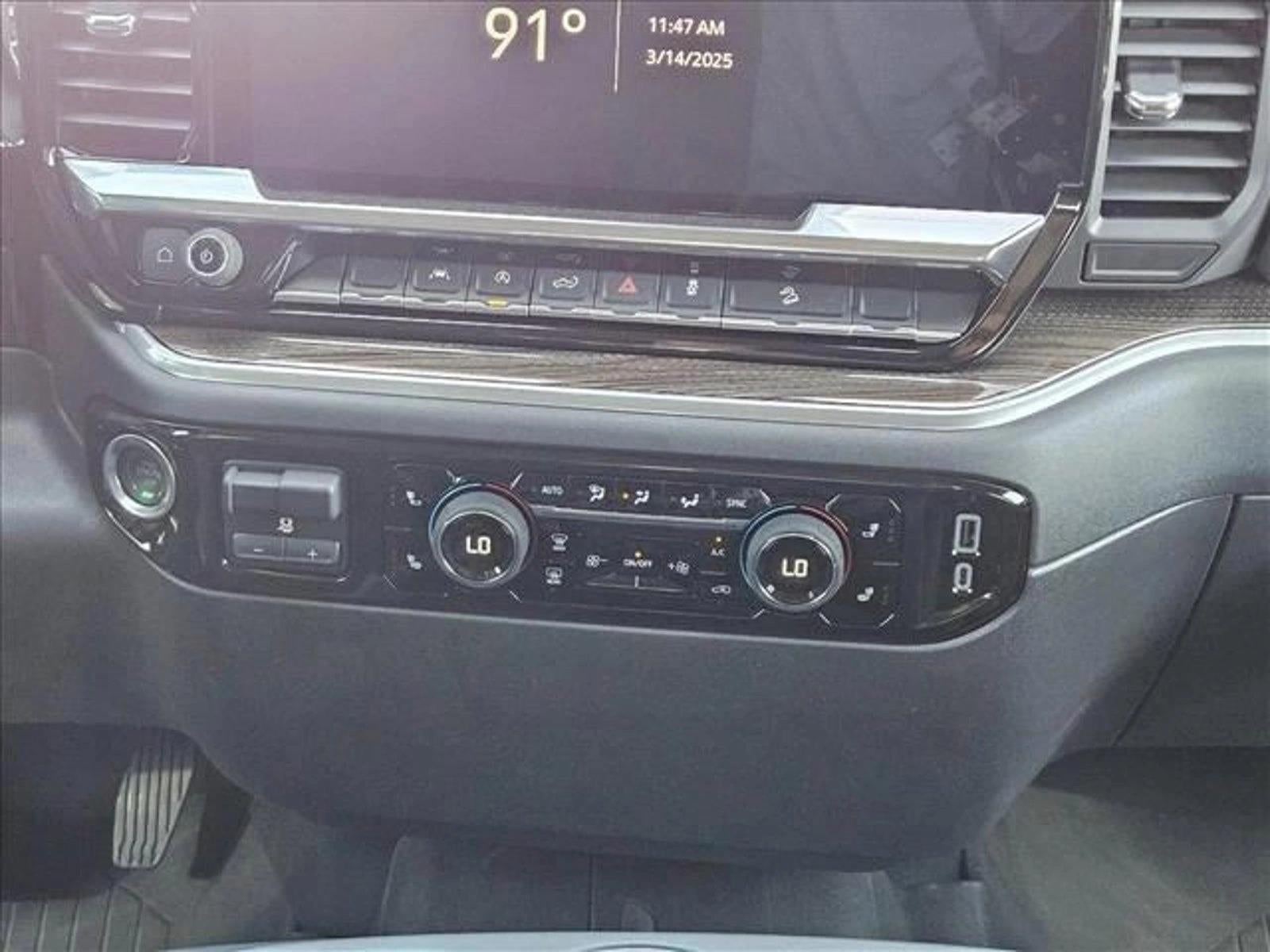 2025 Chevrolet Silverado 1500 Crew Cab Short Box 4-Wheel Drive LT Trail Boss