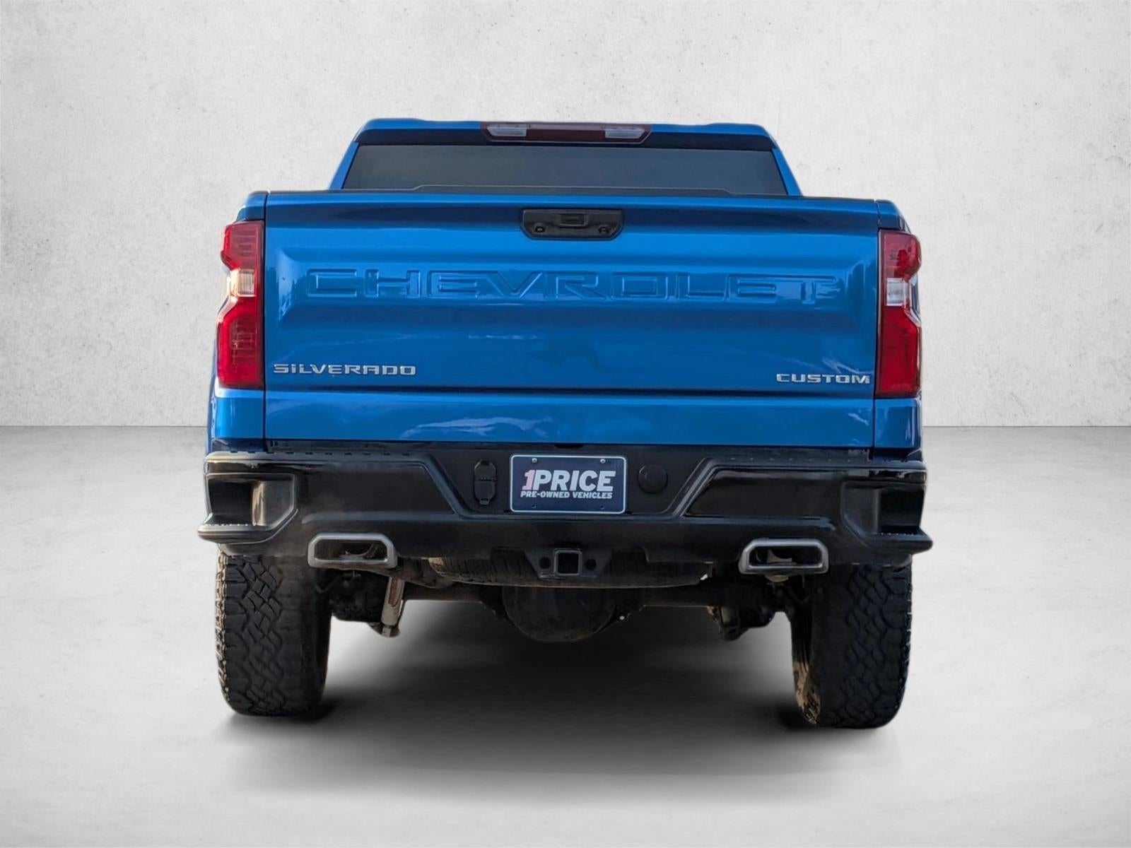 2023 Chevrolet Silverado 1500 Crew Cab Short Box 4-Wheel Drive Custom Trail Boss