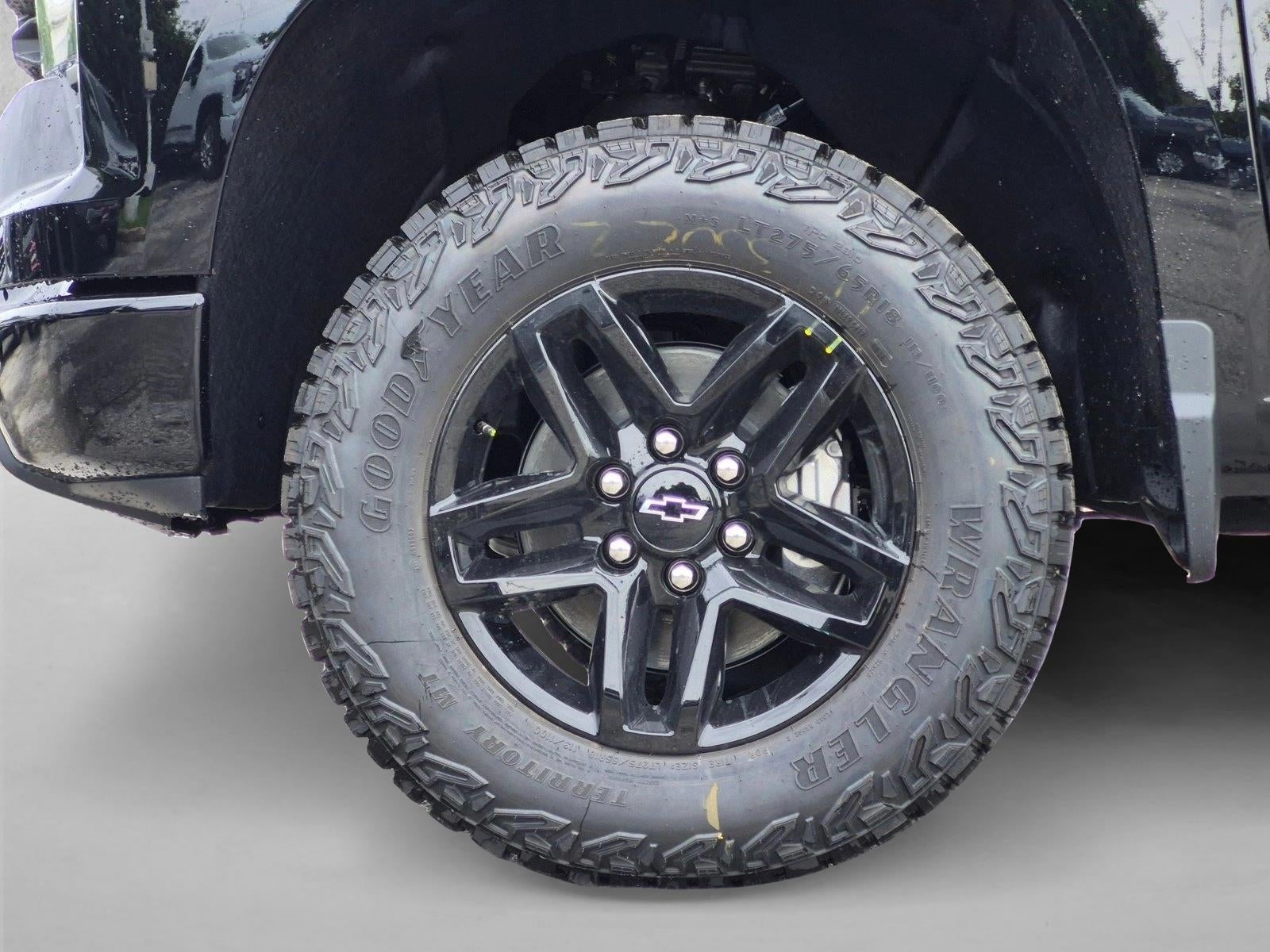 2026 Chevrolet Silverado 1500 Crew Cab Short Box 4-Wheel Drive Custom Trail Boss