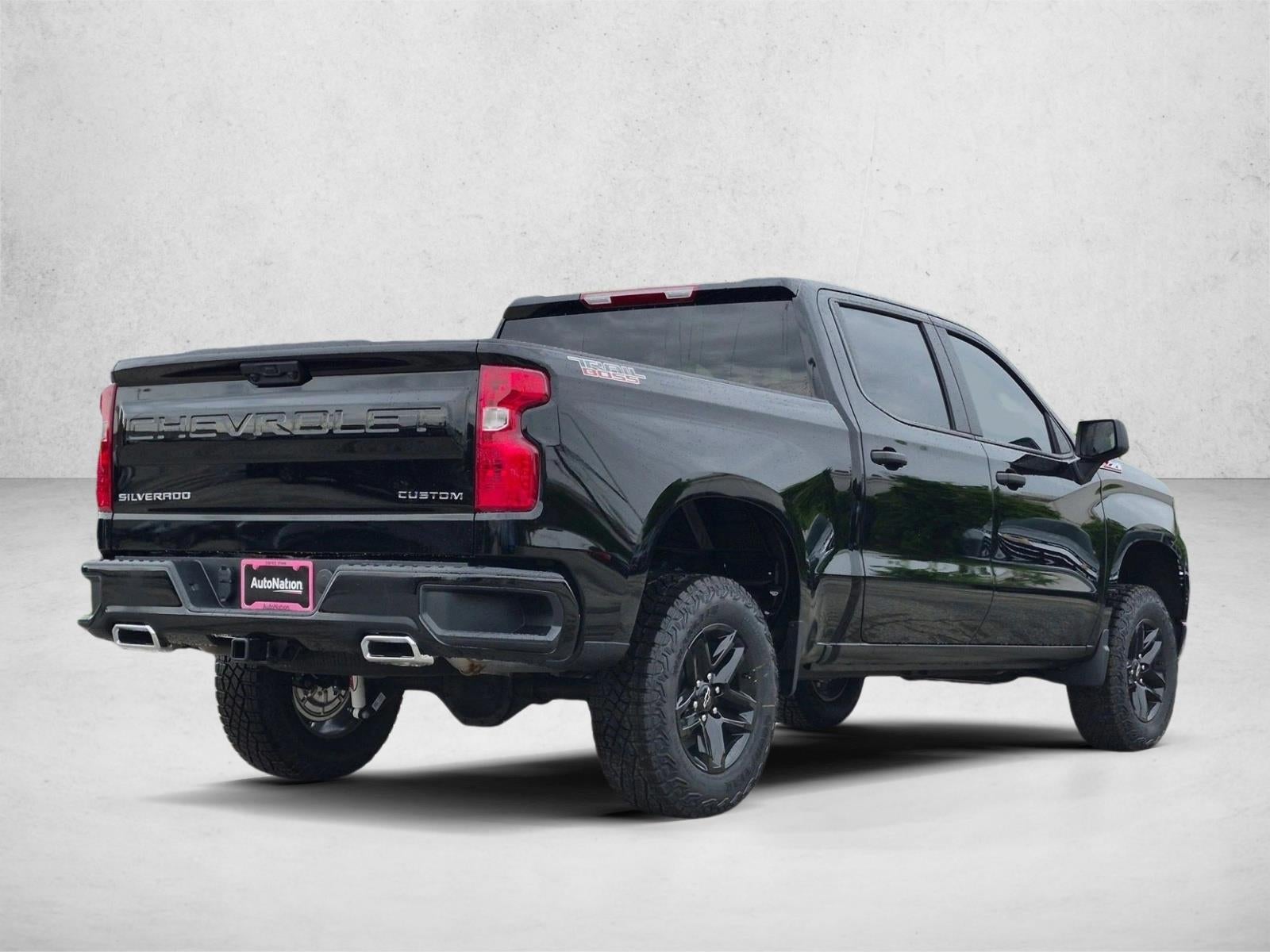 2026 Chevrolet Silverado 1500 Crew Cab Short Box 4-Wheel Drive Custom Trail Boss
