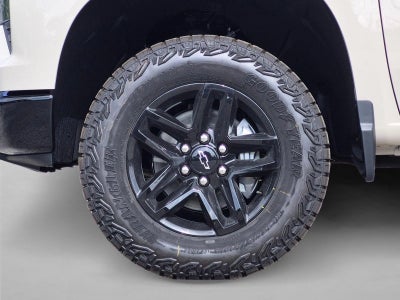 2026 Chevrolet Silverado 1500 Crew Cab Short Box 4-Wheel Drive Custom Trail Boss