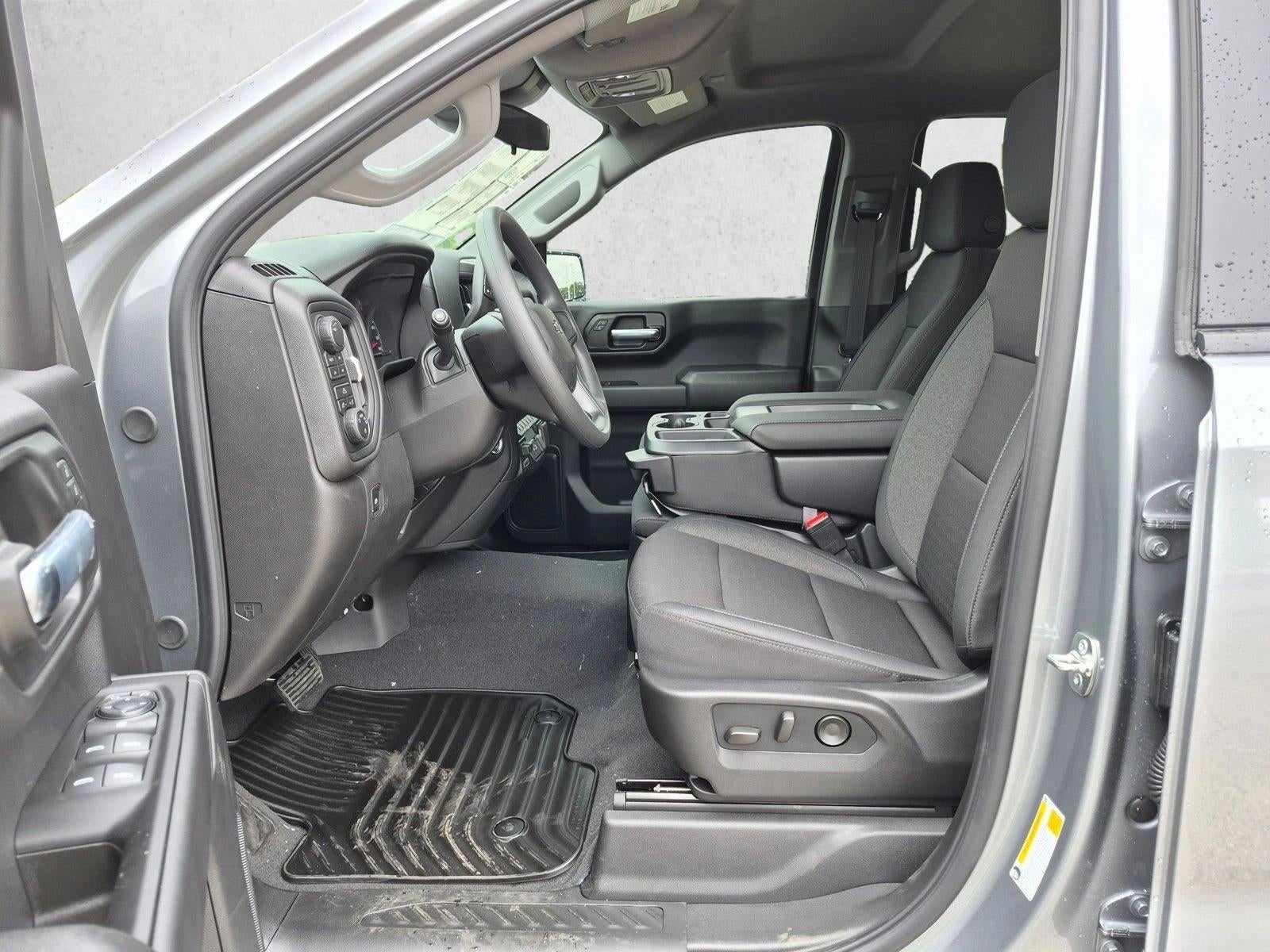 2026 Chevrolet Silverado 1500 Crew Cab Short Box 4-Wheel Drive Custom Trail Boss