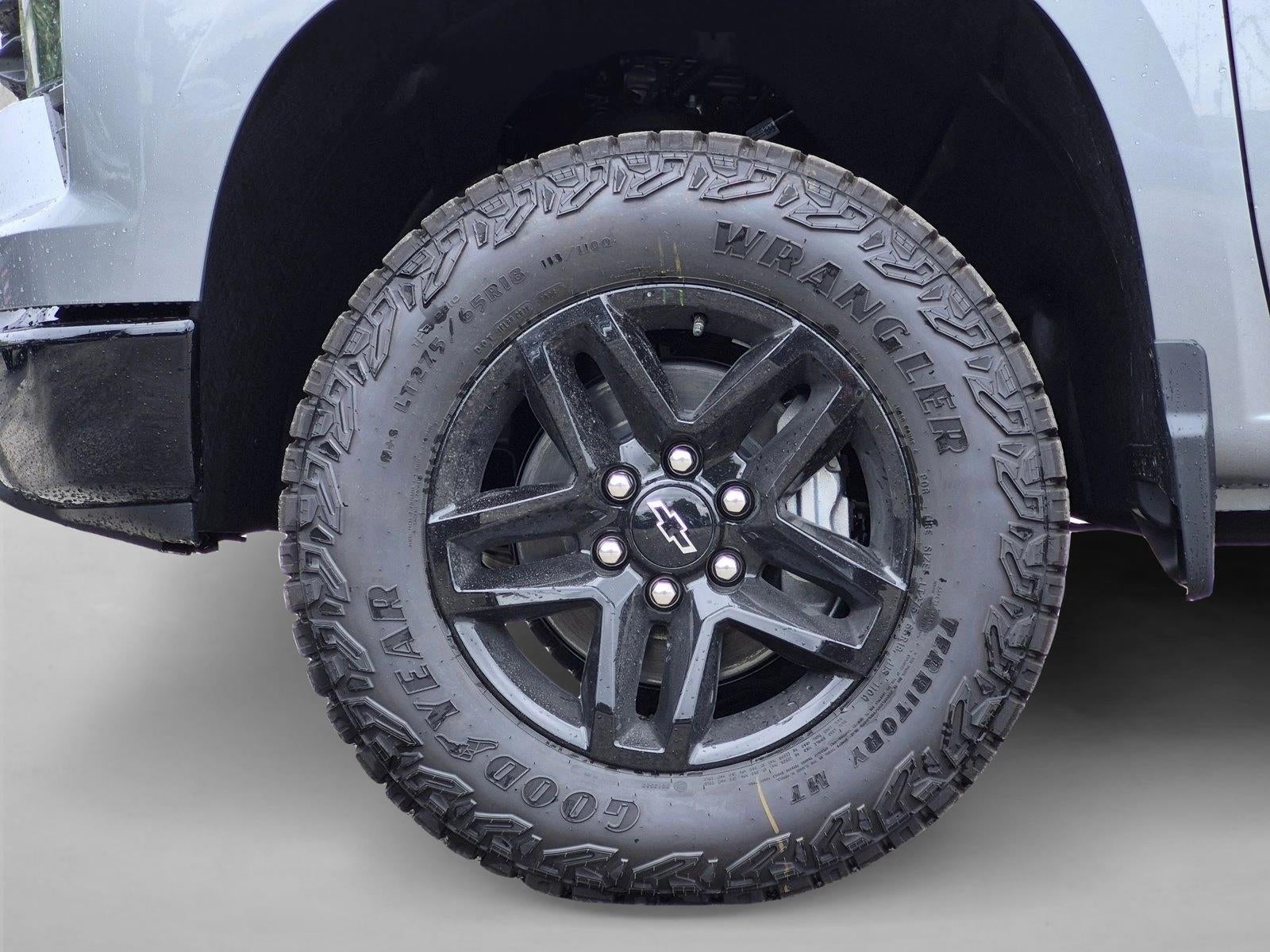 2026 Chevrolet Silverado 1500 Crew Cab Short Box 4-Wheel Drive Custom Trail Boss