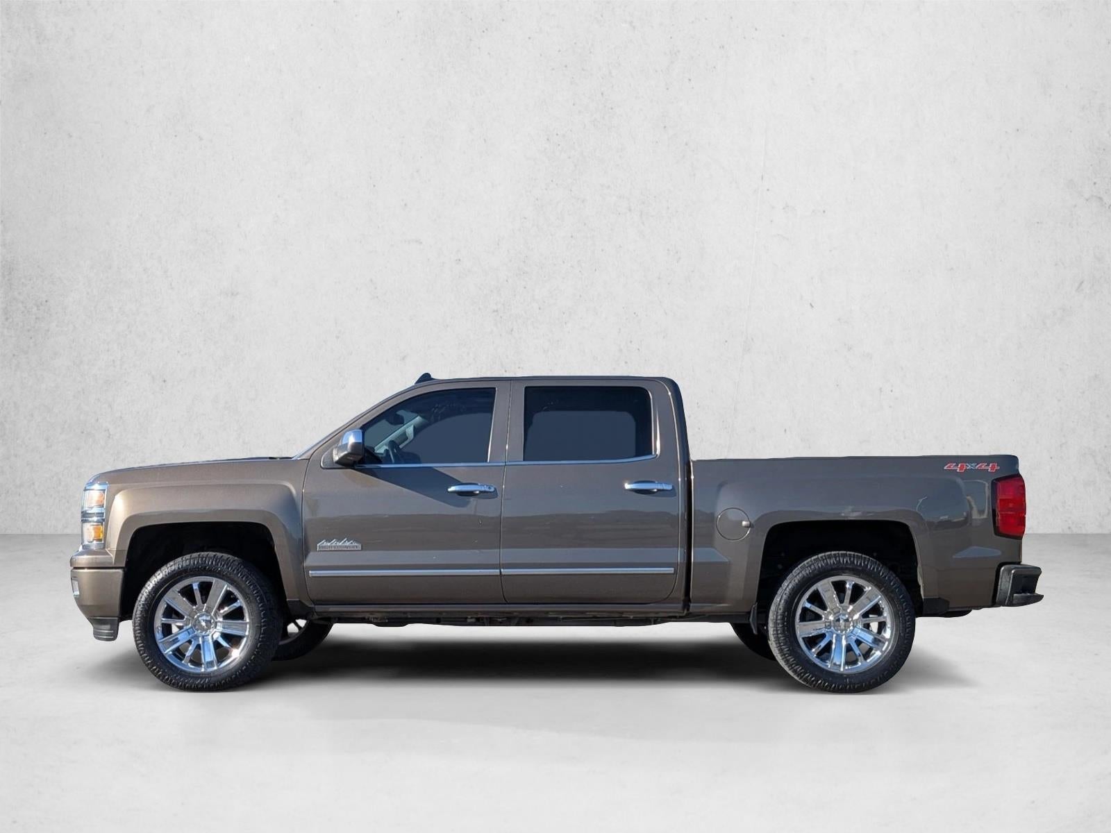 2015 Chevrolet Silverado 1500 Crew Cab Short Box 4-Wheel Drive High Country
