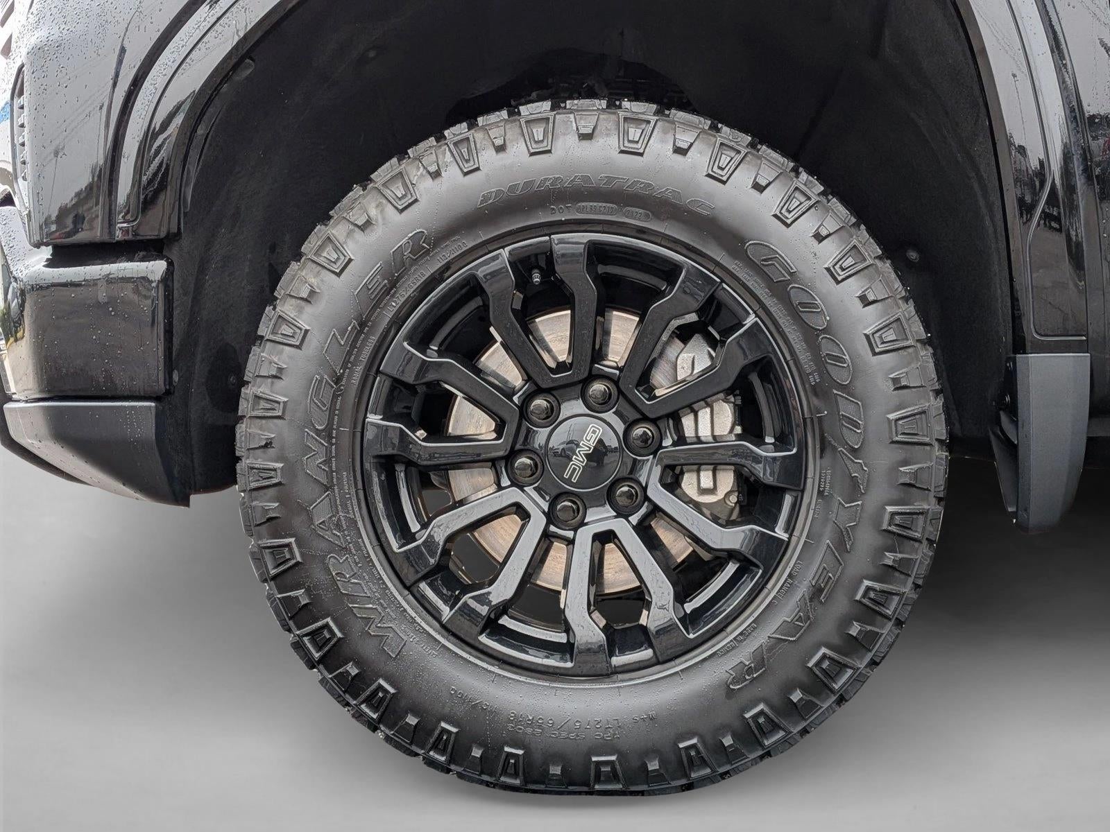 2022 GMC Sierra 1500 Crew Cab Short Box 4-Wheel Drive AT4X