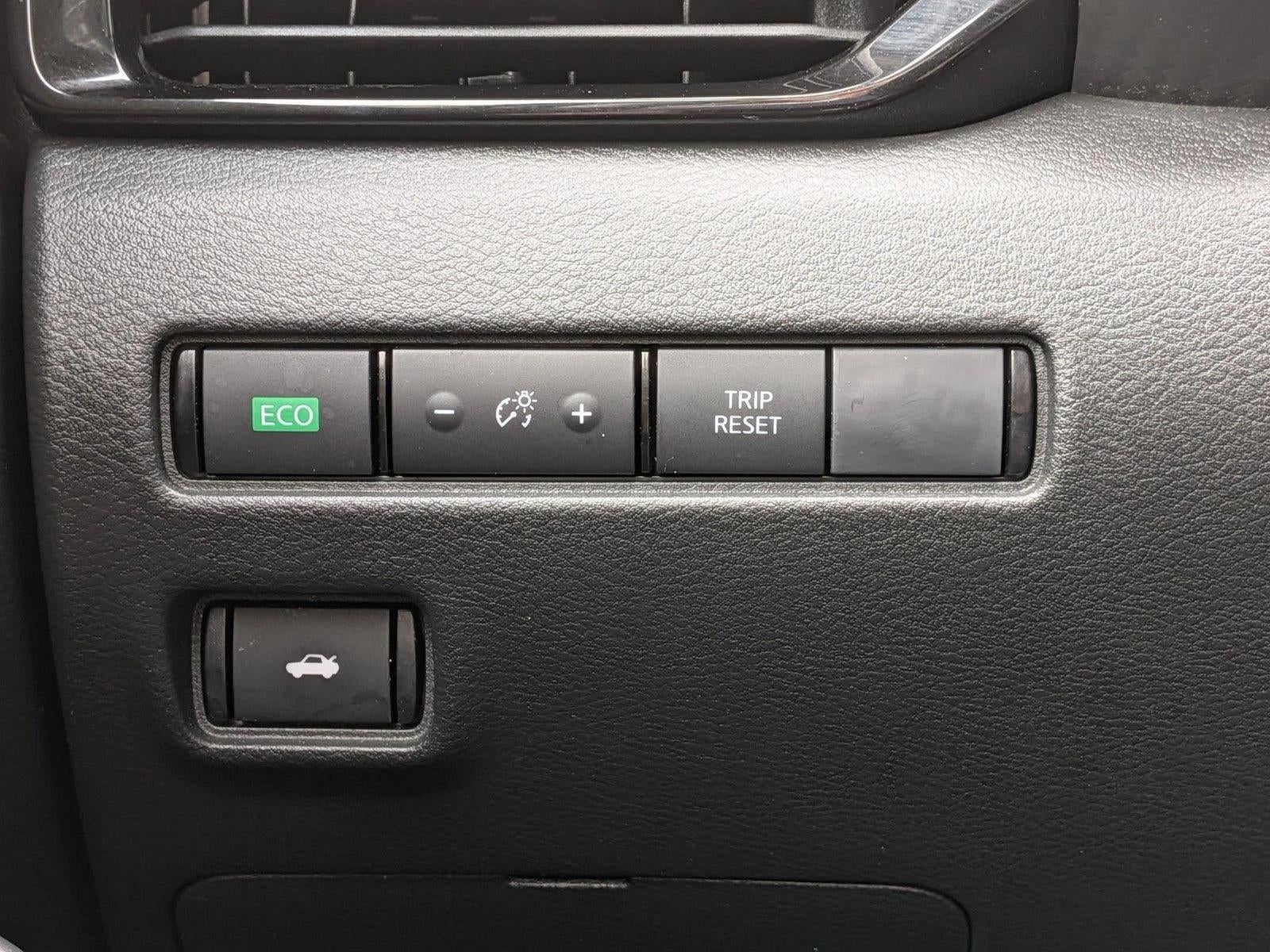 2025 Nissan Sentra SV CVT