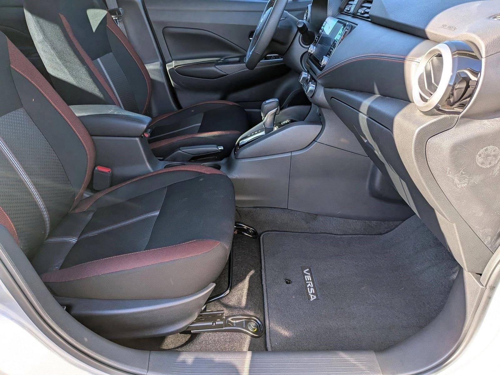 2025 Nissan Versa SR CVT