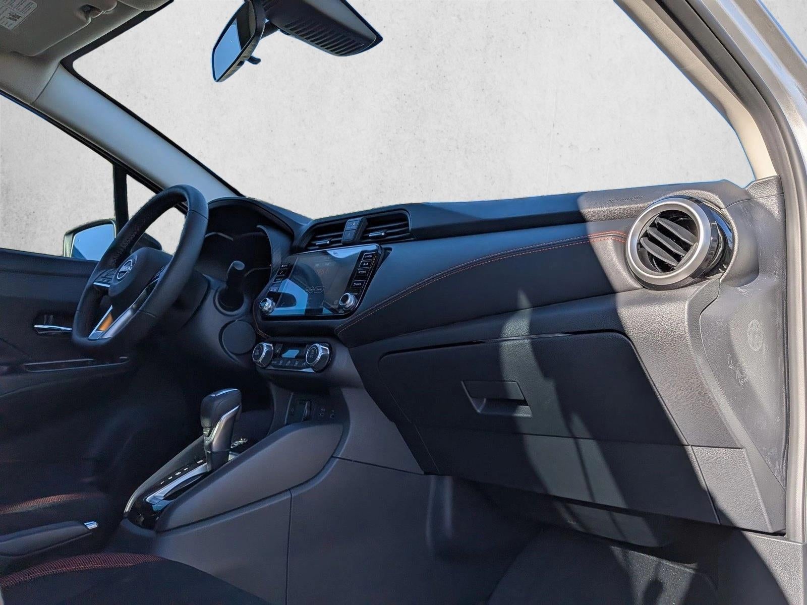 2025 Nissan Versa SR CVT
