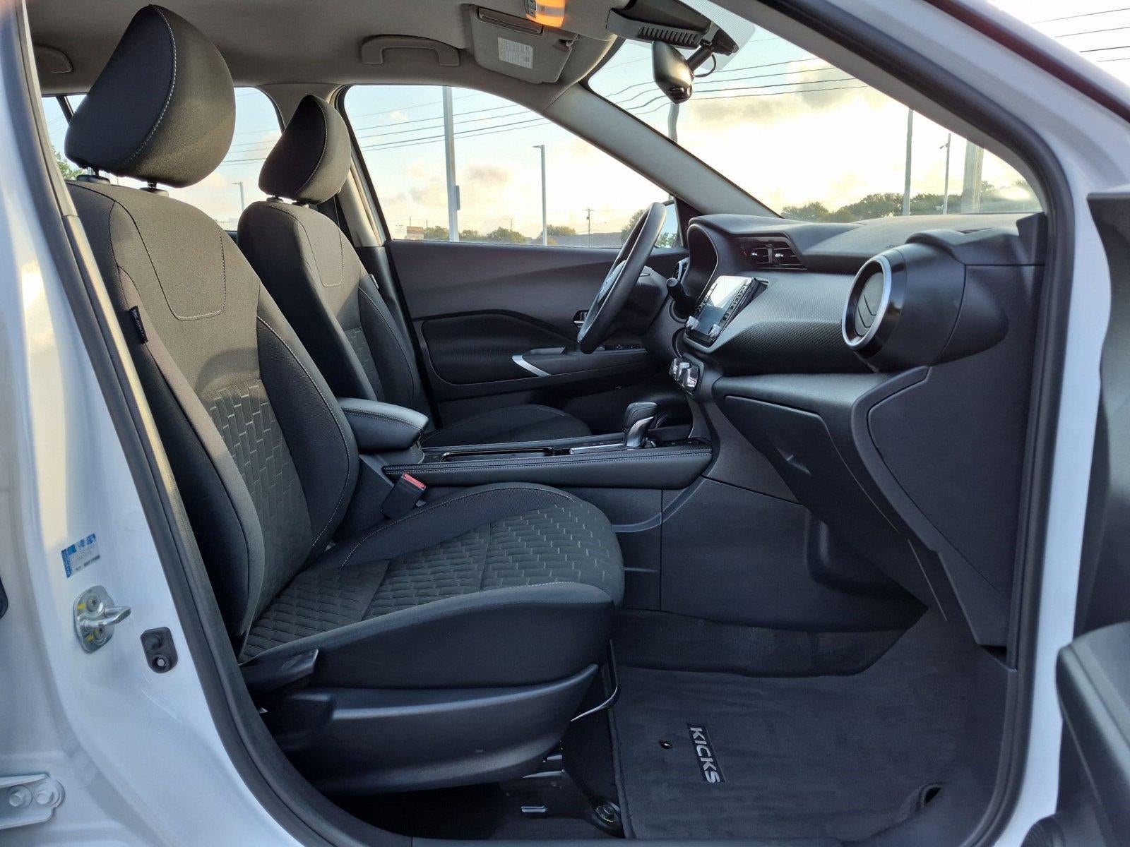 2023 Nissan Kicks SV FWD