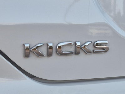 2023 Nissan Kicks SV FWD