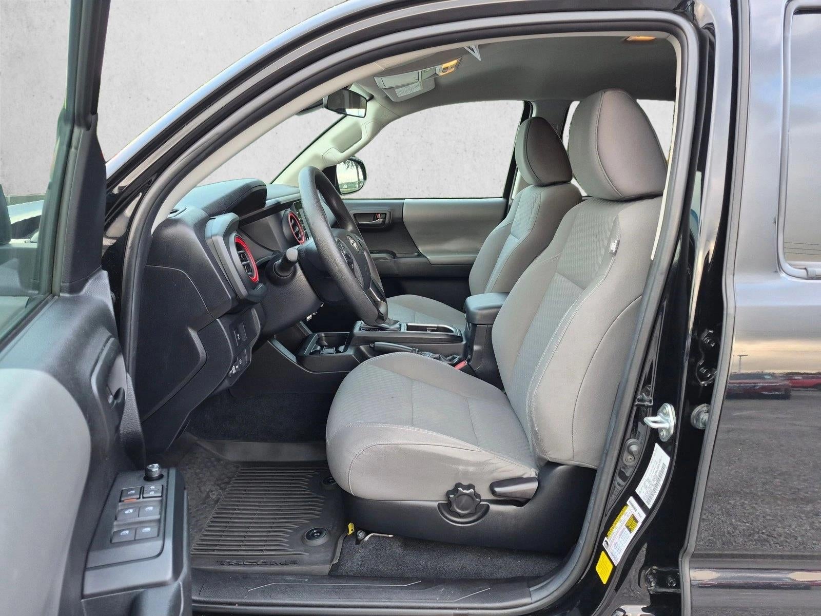 2022 Toyota Tacoma 2WD SR Double Cab 5' Bed I4 AT (GS)