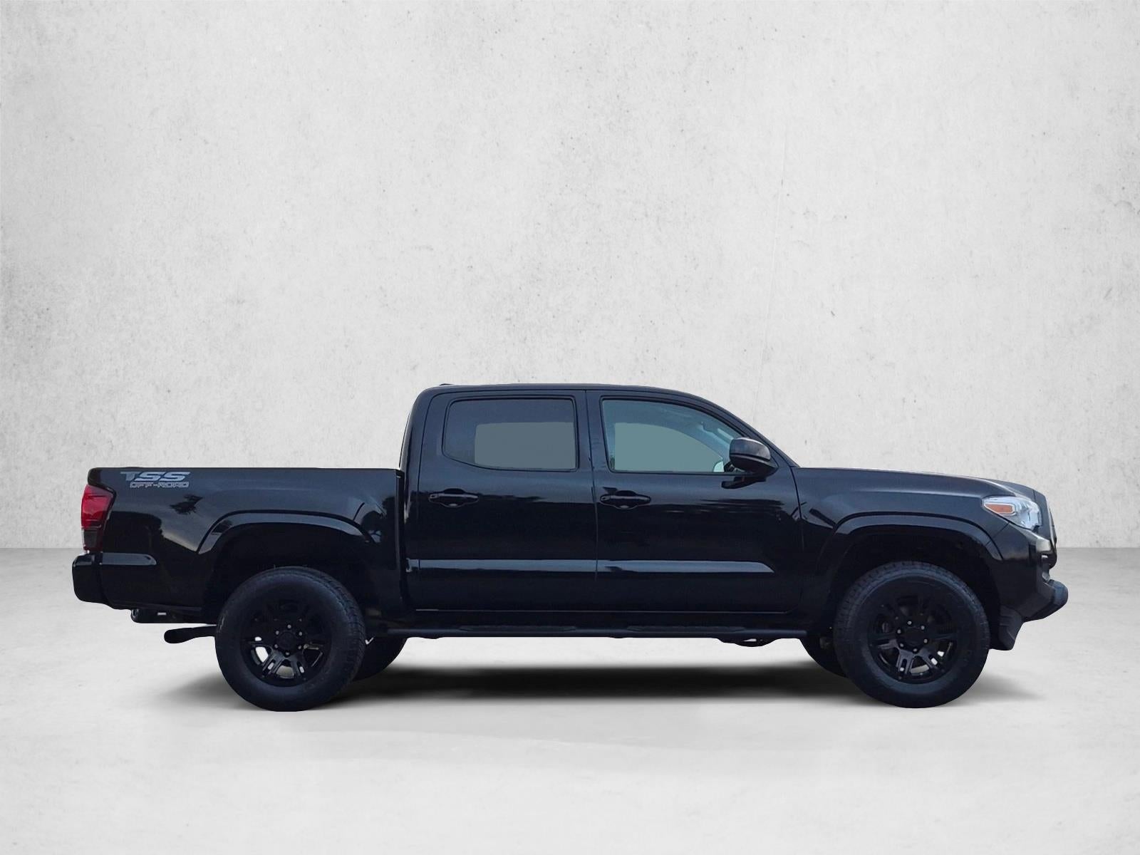 2022 Toyota Tacoma 2WD SR Double Cab 5' Bed I4 AT (GS)