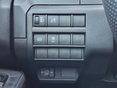 2024 Toyota Tacoma 2WD SR Double Cab 5' Bed AT (Natl)