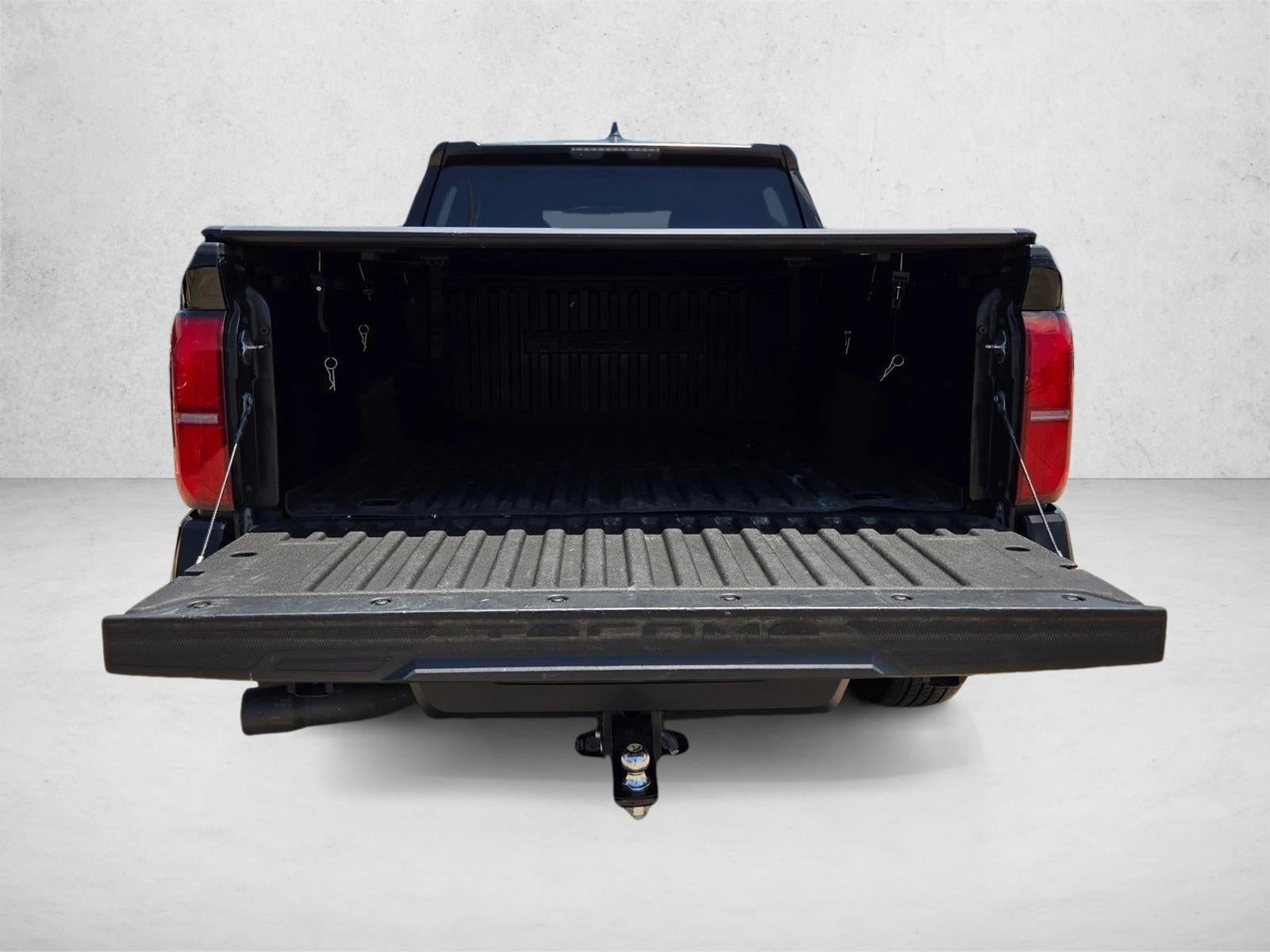 2024 Toyota Tacoma 4WD SR5 Double Cab 5' Bed AT (Natl)