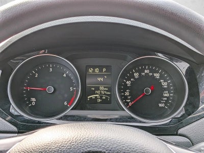 2015 Volkswagen Jetta 4dr DSG 2.0L TDI S Sedan