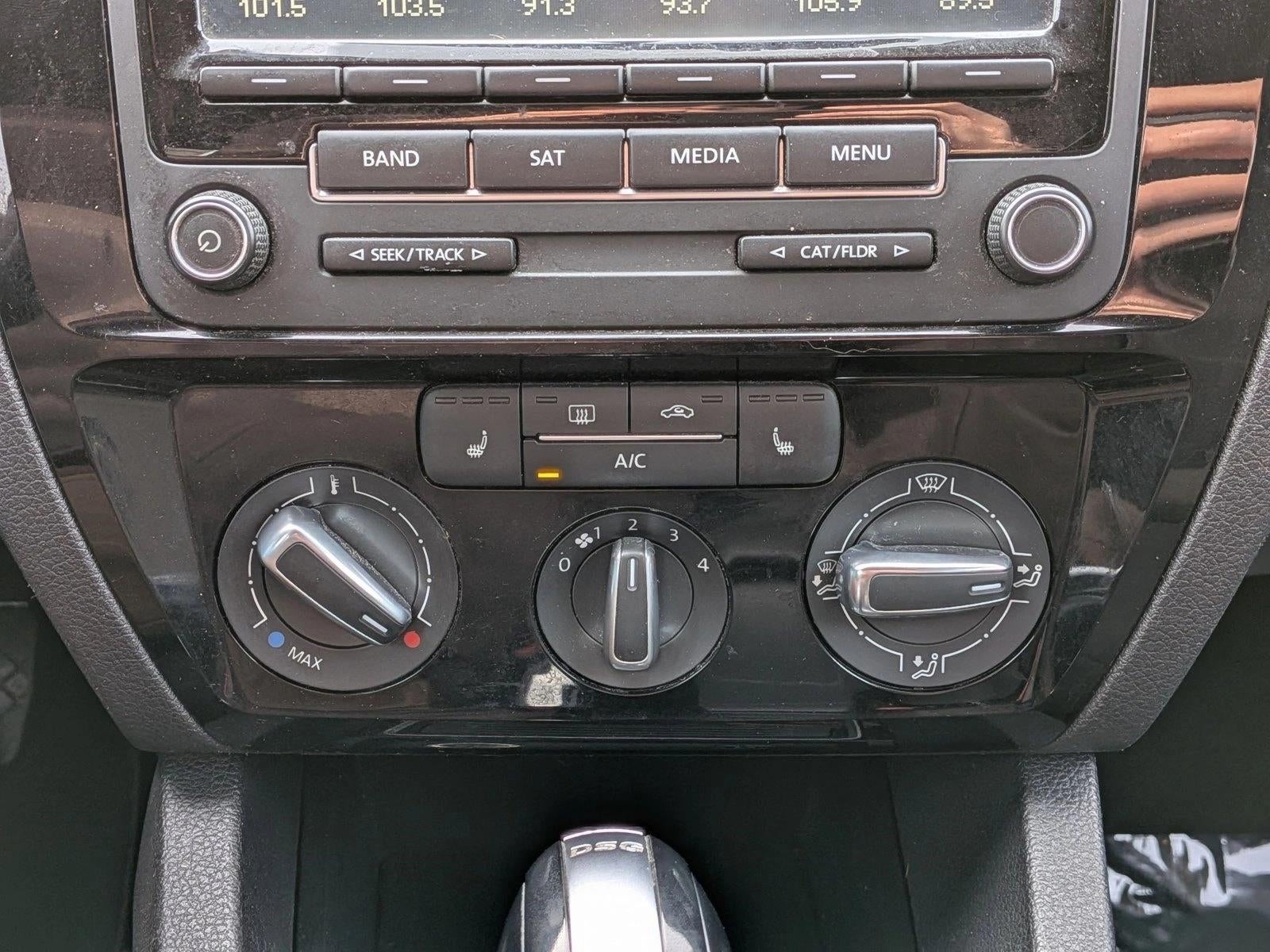 2015 Volkswagen Jetta 4dr DSG 2.0L TDI S Sedan