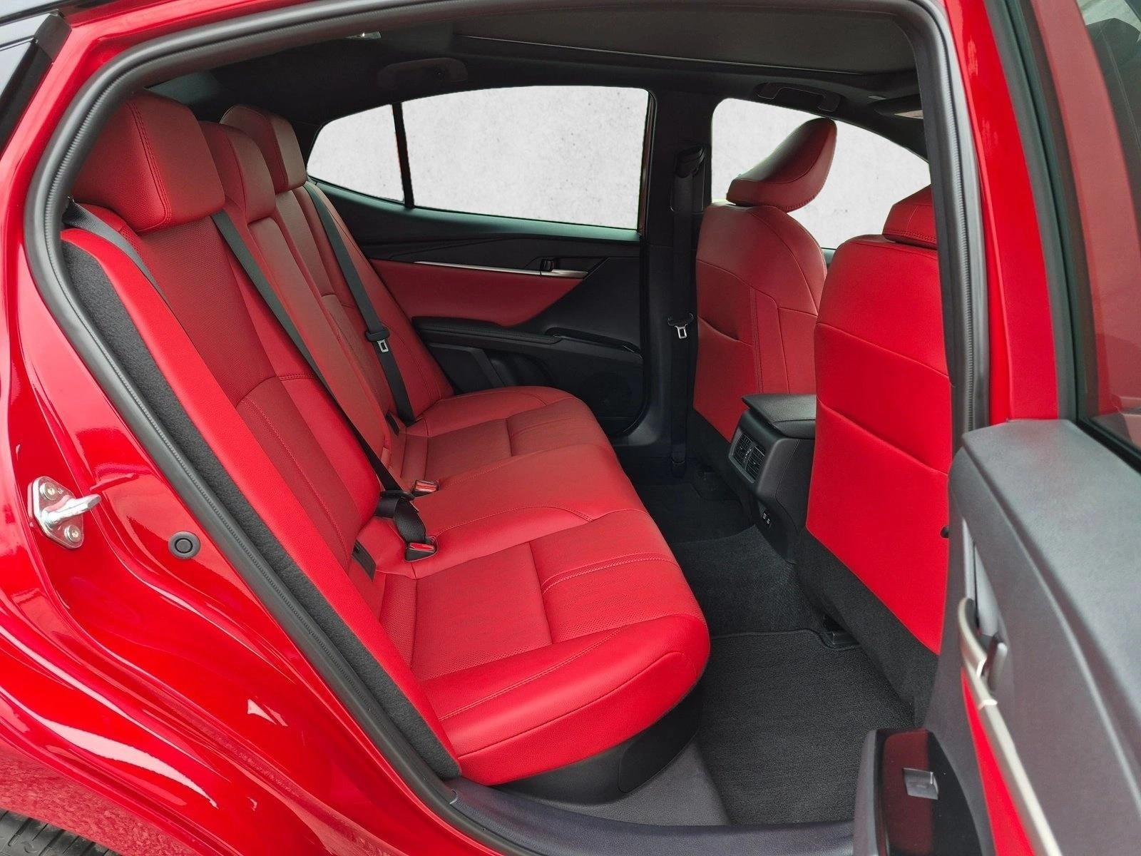 2025 Toyota Camry XSE (Natl)