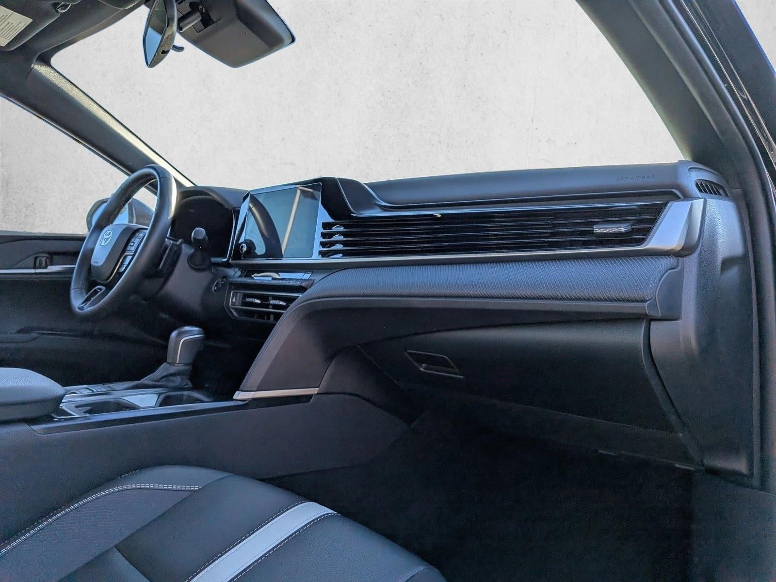 2025 Toyota Camry SE (SE)