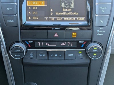 2016 Toyota Camry 4dr Sdn I4 Auto XLE (SE)