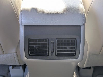 2016 Toyota Camry 4dr Sdn I4 Auto XLE (SE)