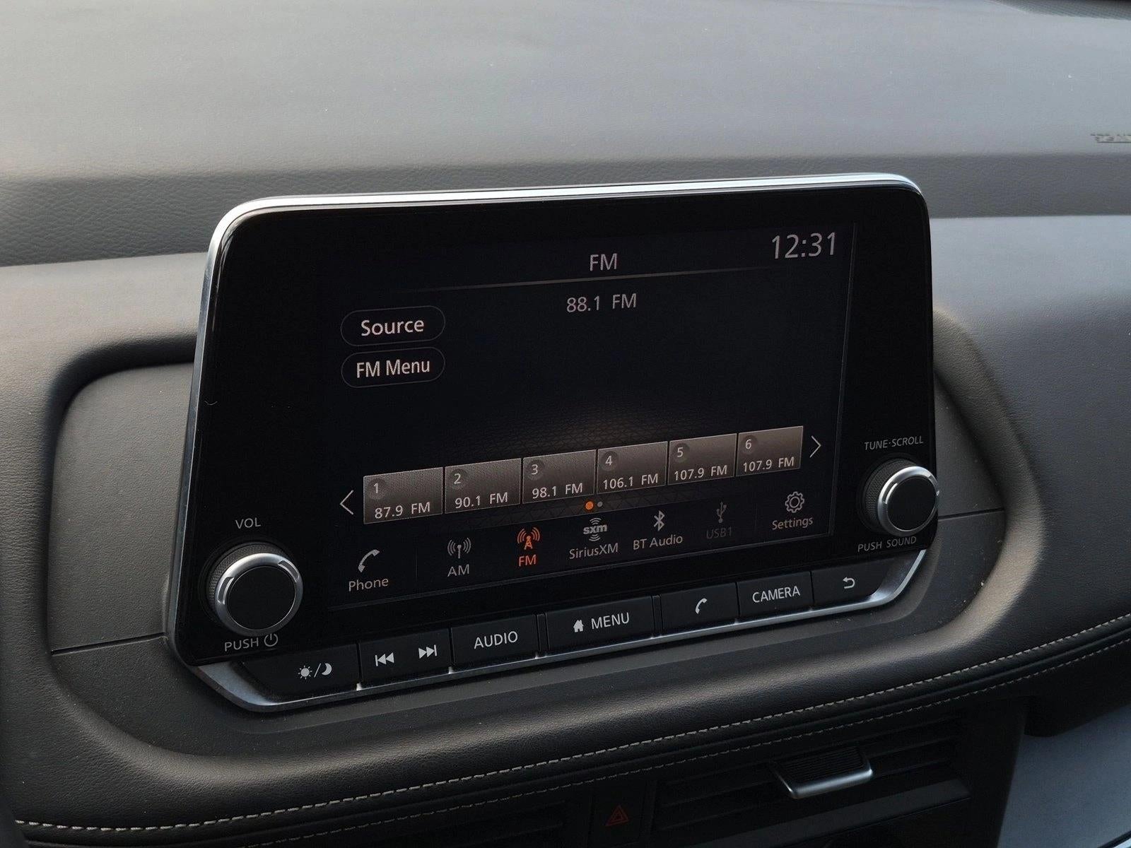 2025 Nissan Rogue AWD SV