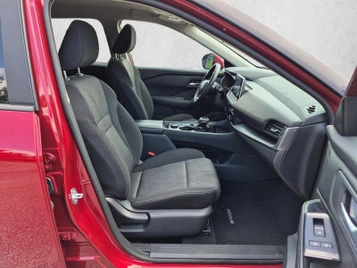 2025 Nissan Rogue AWD SV