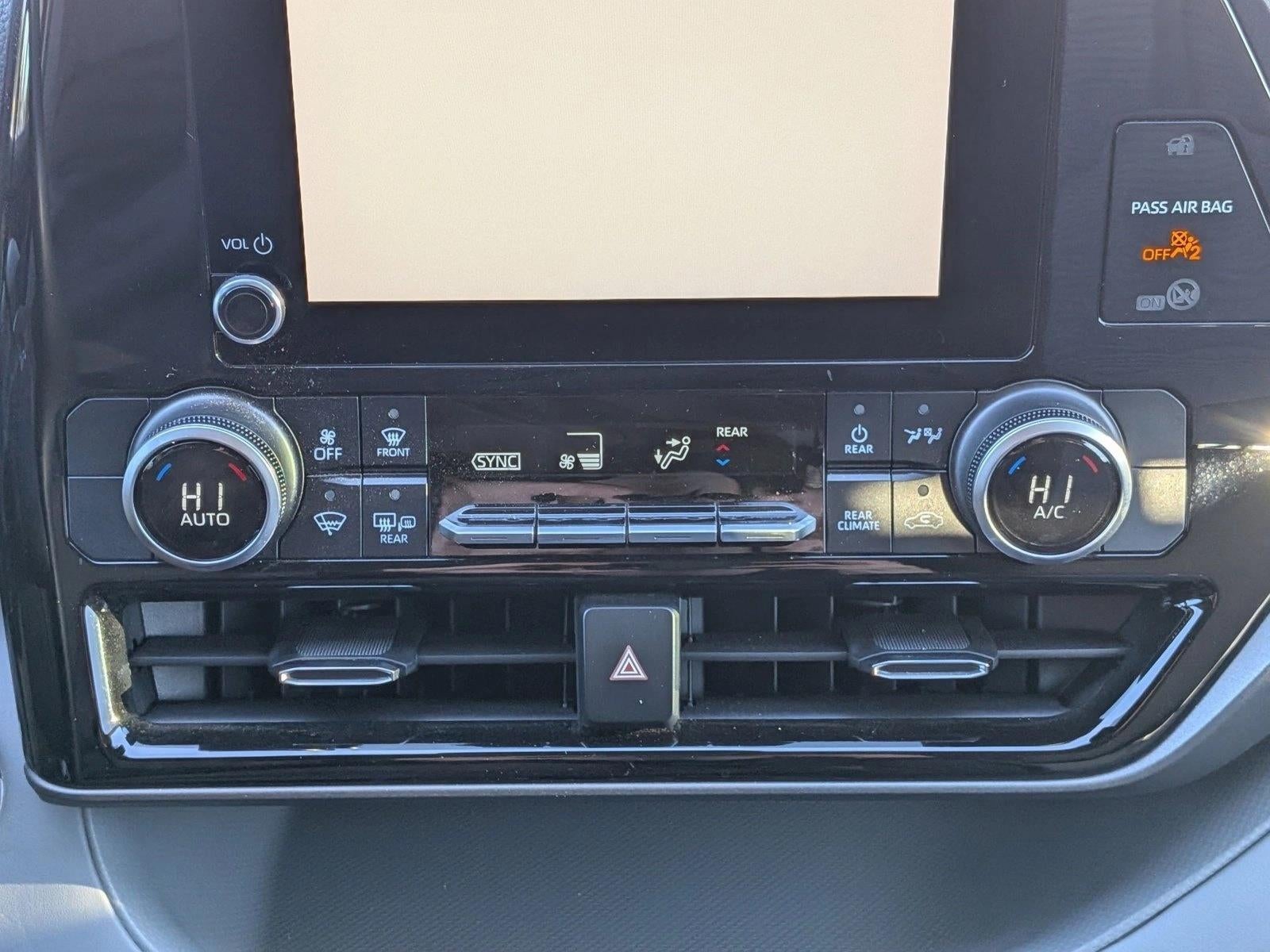 2023 Toyota Highlander LE FWD (GS)