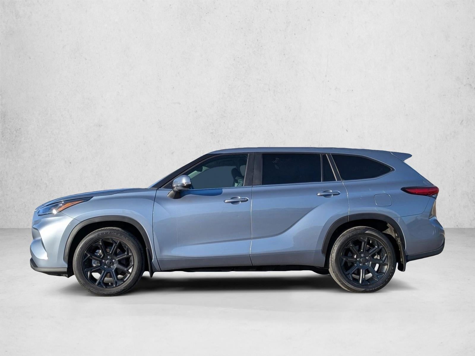 2023 Toyota Highlander LE FWD (GS)