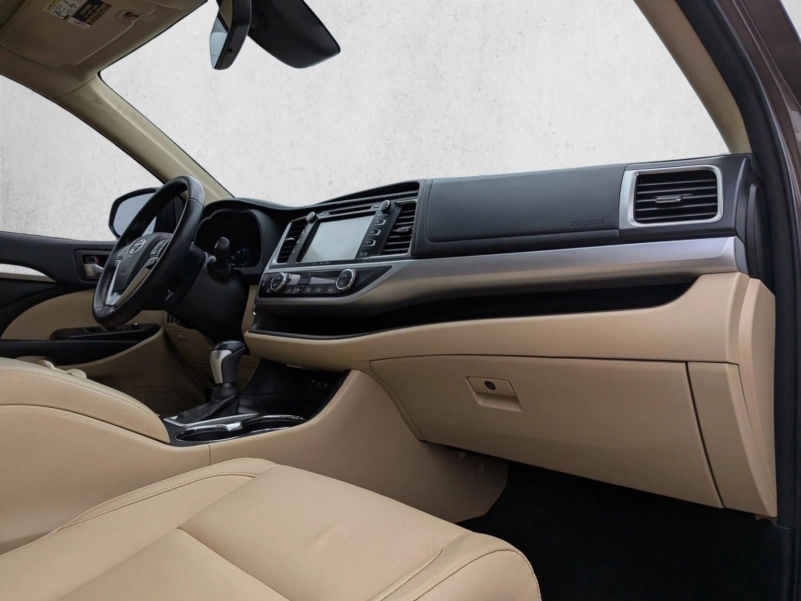 2017 Toyota Highlander XLE V6 FWD (Natl)